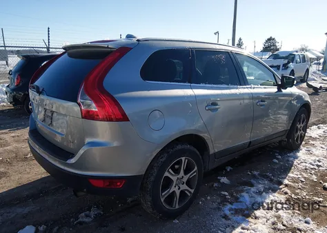 2011 Volvo Xc60 T6/T6 R-Design from USA, damaged, VIN YV4902DZXB2187070